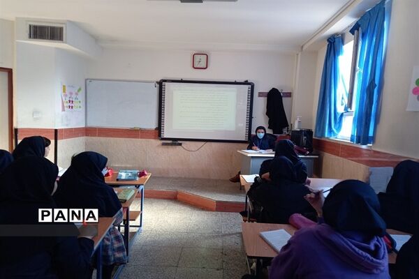 برگزاری طرح ایما در دبیرستان دخترانه سیزده آبان ناحیه یک کرج