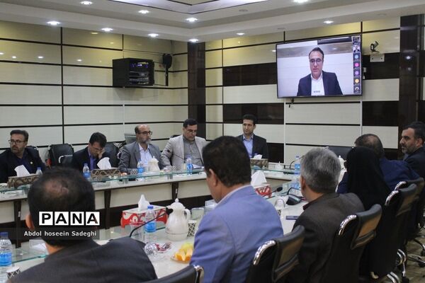 جلسه شورای معاونان اداره‌کل آموزش و پرورش استان بوشهر با حضور معاون حقوقی و امور مجلس وزارت آموزش و پرورش