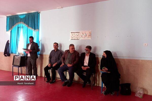 برگزاری مسابقات تنیس روی میز در شهرستان قرچک