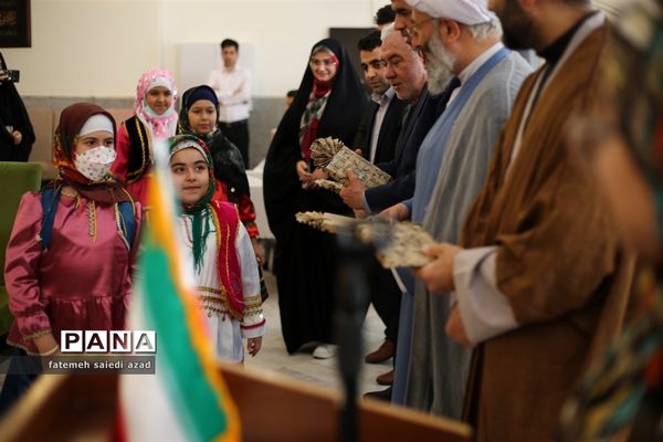 تجلیل از فعالان عرصه تربیت در میاندورود
