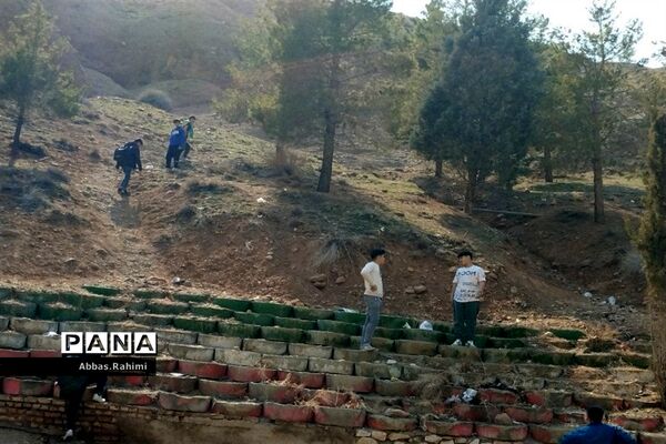 اردوی دانش‌آموزشی در اردوگاه توچال پاکدشت