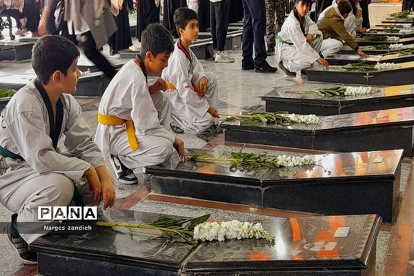 ویژه برنامه روز جوان در ملارد