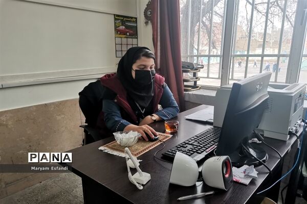 اجرای برنامه ایما ( اداره یک روز مدارس ایران)  در شهرستان اقلید