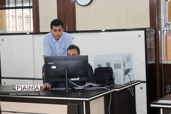 دومین روز فعالیت ستاد ارتباطات مردمی سفر ریاست جمهوری در آموزش و پرورش استان بوشهر