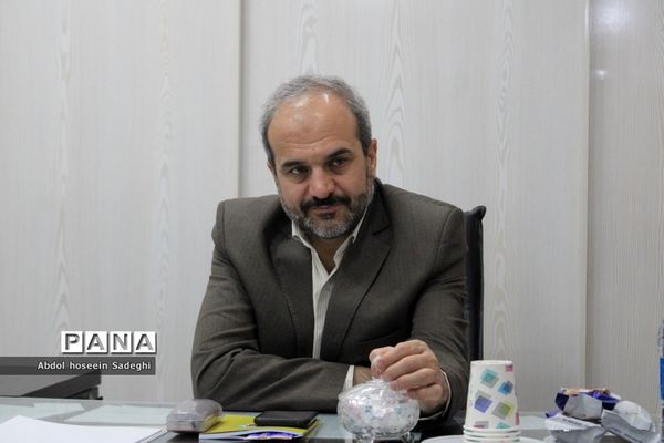 دومین روز فعالیت ستاد ارتباطات مردمی سفر ریاست جمهوری در آموزش و پرورش استان بوشهر