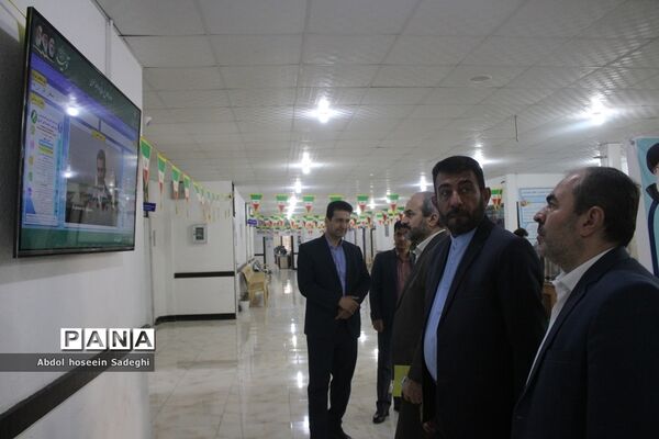 دومین روز فعالیت ستاد ارتباطات مردمی سفر ریاست جمهوری در آموزش و پرورش استان بوشهر