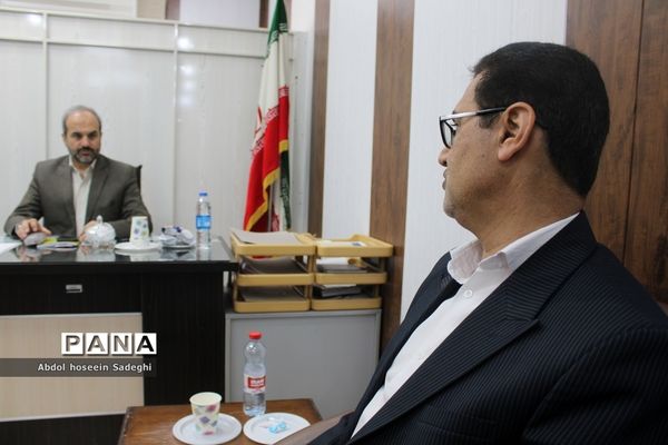 دومین روز فعالیت ستاد ارتباطات مردمی سفر ریاست جمهوری در آموزش و پرورش استان بوشهر