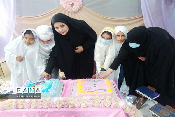 برگزاری مراسم جشن تکلیف دانش‌آموزان شهرستان حمیدیه