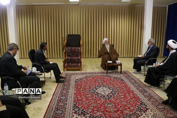 دیدار وزیر آموزش و پرورش با علما و مراجع عظام تقلید در قم