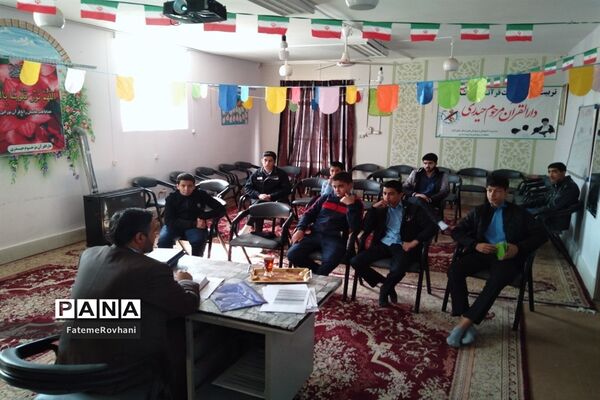 برگزاری کارگاه‌ توجیهی مرحله استانی  مسابقات قرآن عترت و نماز دانش‌آموزان پسر خلیل آباد