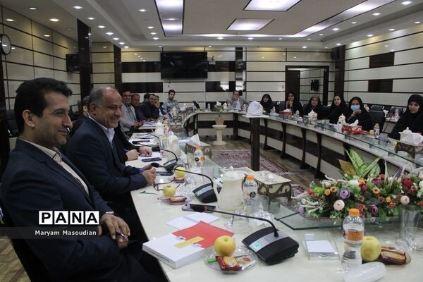 کارگاه توانمند‌سازی با محوریت ارزیابی دستگاه و جشنواره شهید رجایی در بوشهر