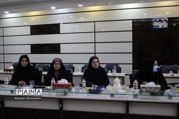 کارگاه توانمند‌سازی با محوریت ارزیابی دستگاه و جشنواره شهید رجایی در بوشهر