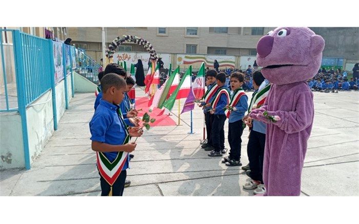 جشن نیکوکاری عامل مهمی در تقویت روحیه تعاون و همکاری بین دانش‌آموزان است