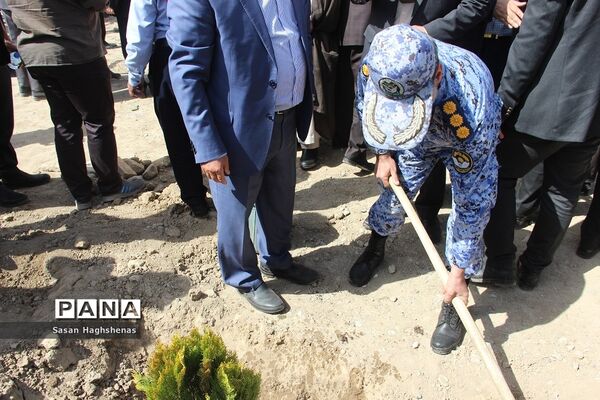 گرامیداشت روزدرختکاری با حضورعضو مجلس خبرگان رهبری دراسلامشهر
