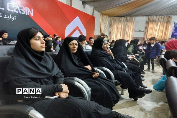 مراسم تجلیل از اعضای اهل قلم شهر تهران