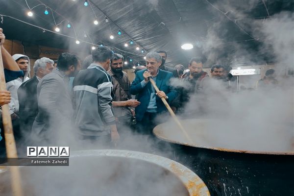آیین پخت سمنو در مسجدحضرت  رقیه(س) ناحیه 3 شیراز