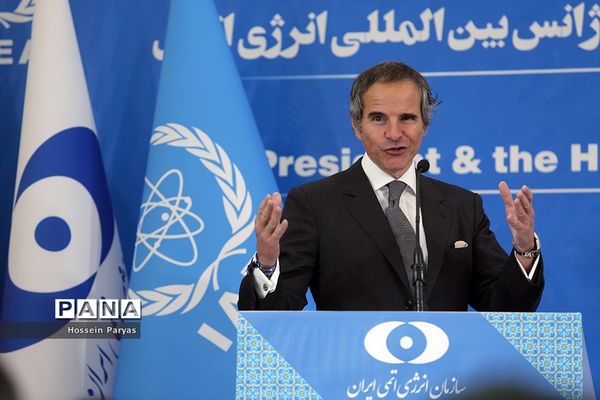 کنفرانس مطبوعاتی مشترک رئیس سازمان انرژی اتمی ایران و مدیرکل آژانس بین‌المللی انرژی اتمی