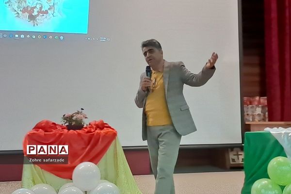 تقدیر از مربیان و معاونان پرورشی در آموزش و پرورش رودهن