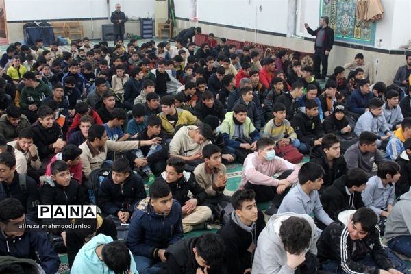 جشن تکلیف پسران در گلوگاه