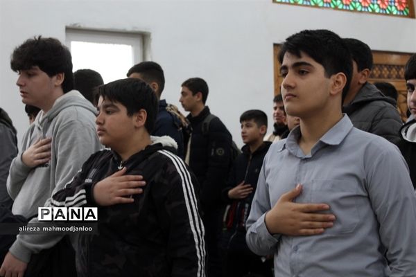 جشن تکلیف پسران در گلوگاه