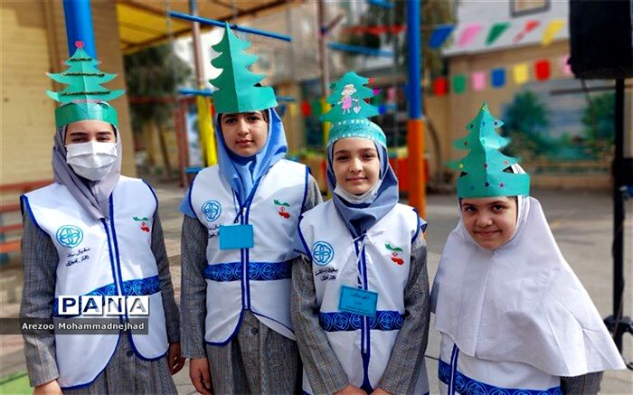 دانش‌آموزان، همیاران طبیعت سازمان منابع طبیعی کشور هستند