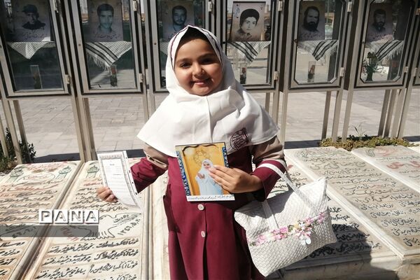 اولین اقامه نماز جماعت دختران نو‌تکلیف دبستان عالیه جبروتی یک ناحیه یک یزد