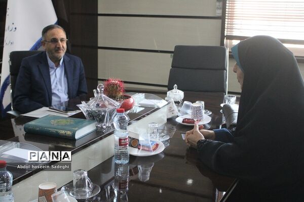 سومین روز فعالیت ستاد ارتباطات مردمی سفر ریاست جمهوری در آموزش و پرورش استان بوشهر