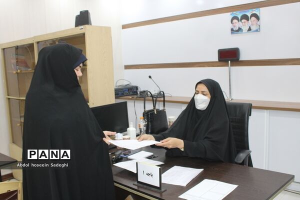 سومین روز فعالیت ستاد ارتباطات مردمی سفر ریاست جمهوری در آموزش و پرورش استان بوشهر
