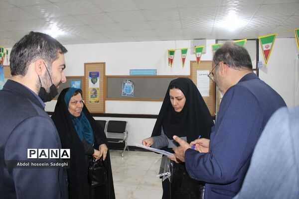 سومین روز فعالیت ستاد ارتباطات مردمی سفر ریاست جمهوری در آموزش و پرورش استان بوشهر