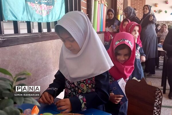 جشن نیکوکاری در دبستان طرح‌نو شهرستان پردیس