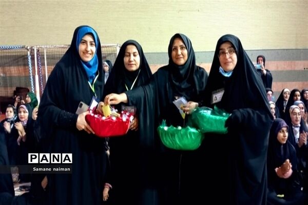 جشنواره قرآن، عترت و نماز قطب۲ خوزستان ویژه دختران در شهرستان کارون
