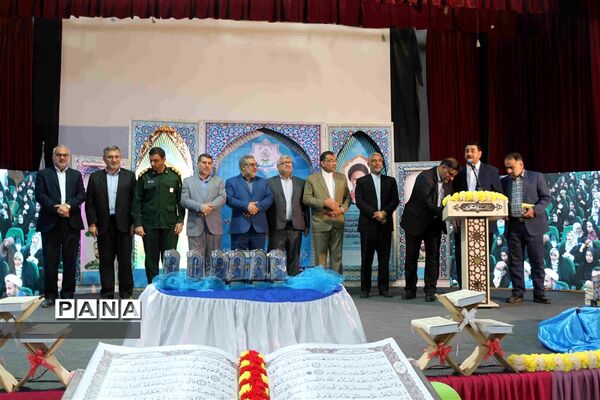 تجلیل از خانواده معاون پرورشی فقید آموزش و پرورش شهرستان کارون