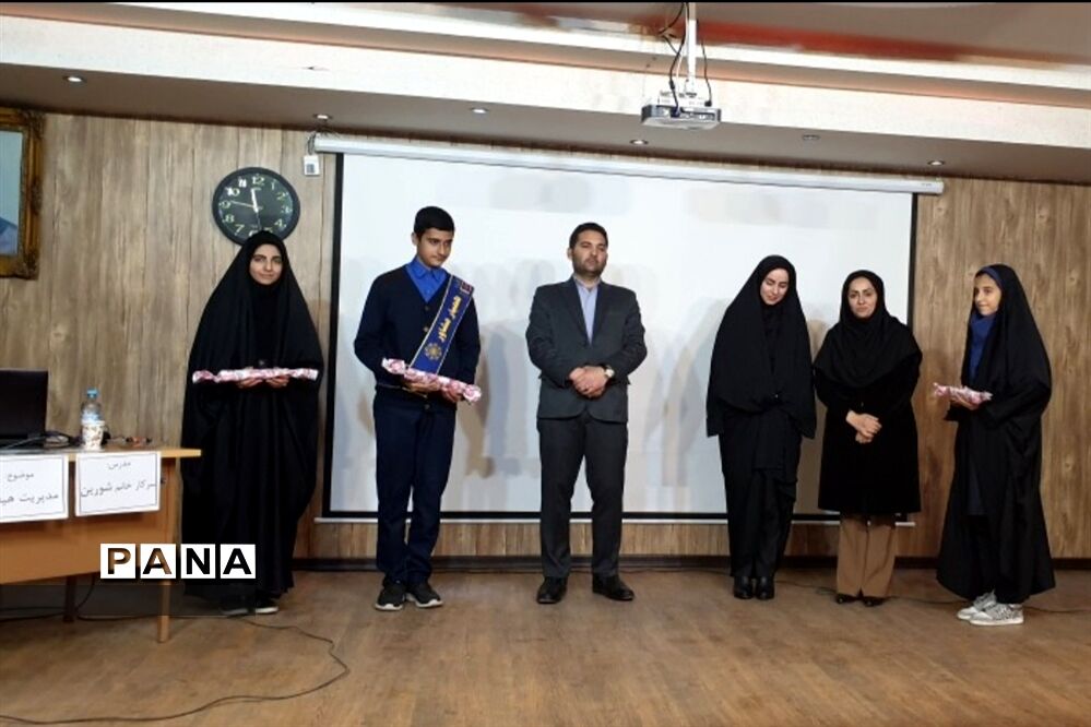 همایش همیار مشاوران مدارس در سالن اجتماعات شهید دهنو شهرستان قدس