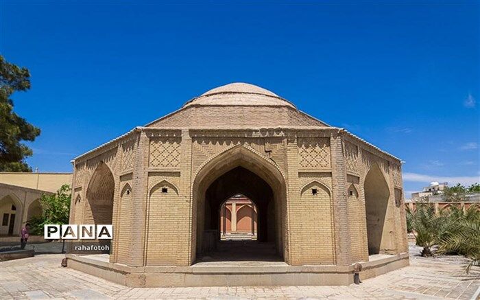 تخت فولاد مقصد اردوهای دانش‌آموزی می‌شود