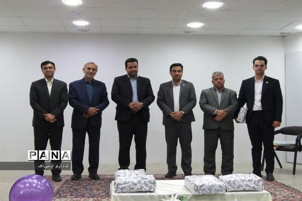 تقدیر از مربیان کانون سلمان خلیل‌آباد