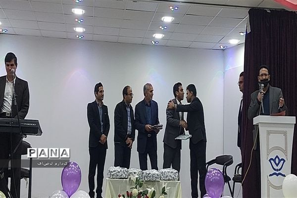 تقدیر از مربیان کانون سلمان خلیل‌آباد