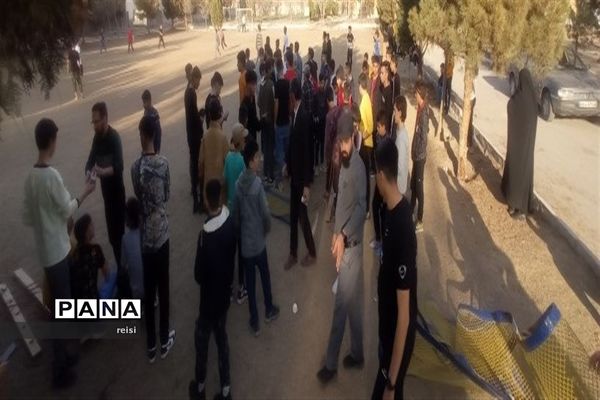 روز اول اردوی دانش‌آموزان زیارت اولی اصفهانی در مشهد مقدس