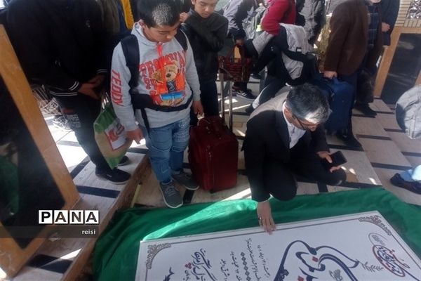 روز اول اردوی دانش‌آموزان زیارت اولی اصفهانی در مشهد مقدس