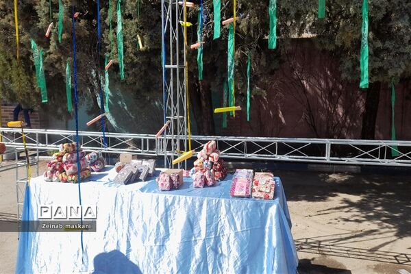 جشن اعیاد شعبانیه و تقدیر از دانش‌آموزان ممتاز در مدرسه شهید قدرت بیگلو ملارد