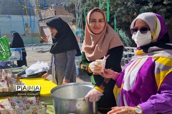 جشن اعیاد شعبانیه و تقدیر از دانش‌آموزان ممتاز در مدرسه شهید قدرت بیگلو ملارد