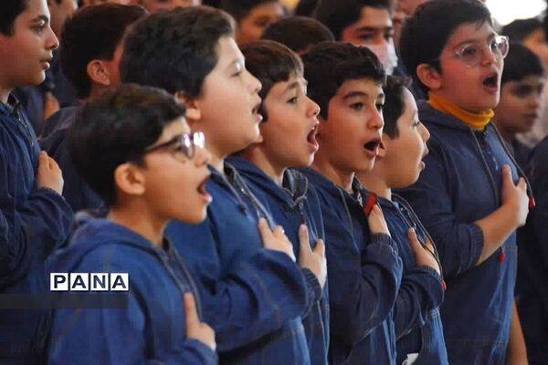 استقبال پرشور دانش‌آموزان از برنامه‌های جشن‌های شعبانیه