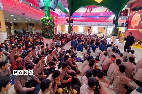استقبال پرشور دانش‌آموزان از برنامه‌های جشن‌های شعبانیه