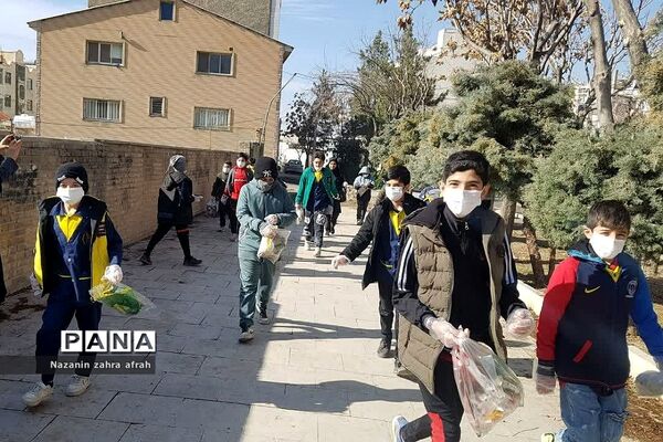 جشنواره پلاگینگ در دبستان پسرانه سما یک رودهن