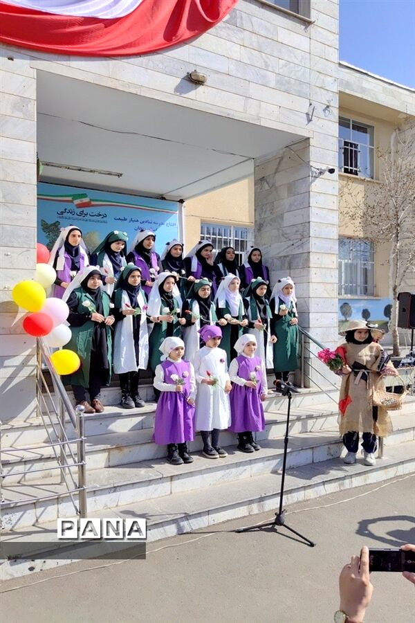 برگزاری مراسم روز درختکاری در آموزشگاه علامه حلی ناحیه‌۲ زنجان