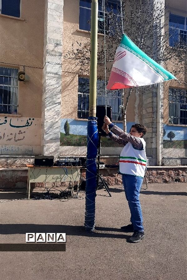 برگزاری مراسم روز درختکاری در آموزشگاه علامه حلی ناحیه‌۲ زنجان