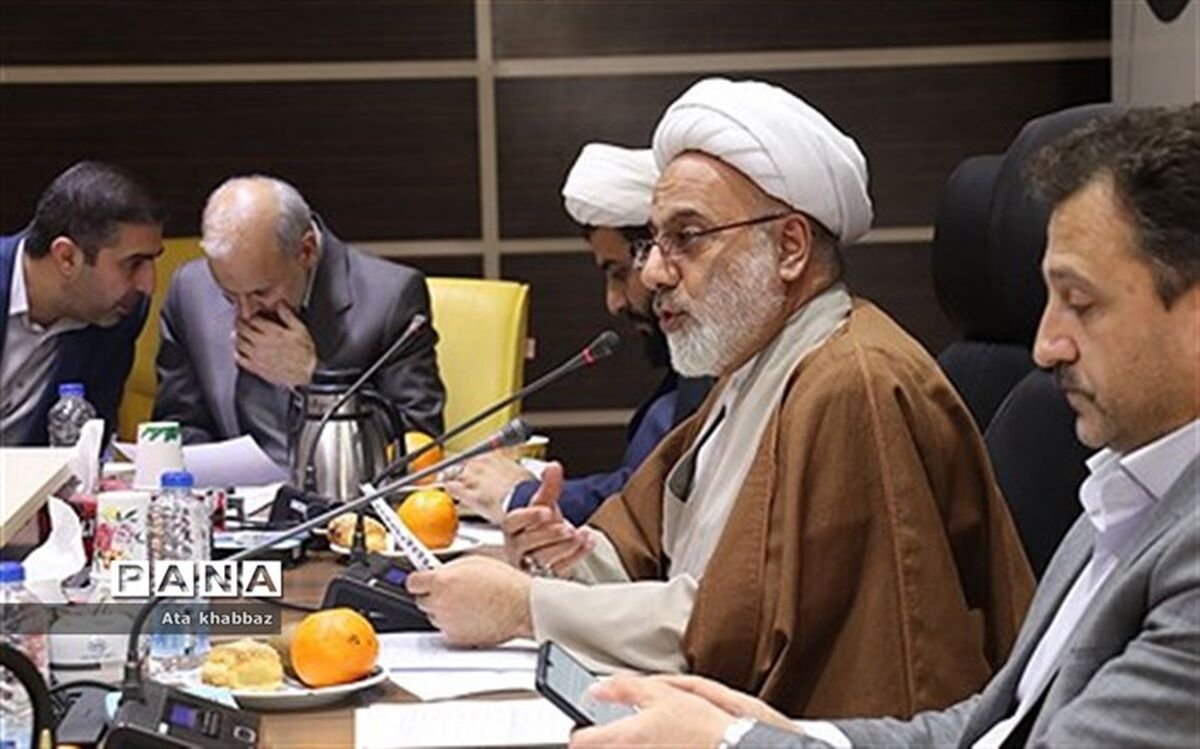 قانونمندی از عوامل مهم پیشرفت آموزش و پرورش است