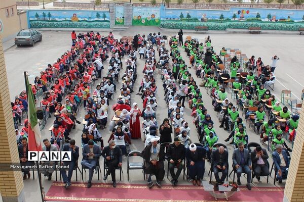 نواختن زنگ نیکوکاری در شهرستان گلبهار
