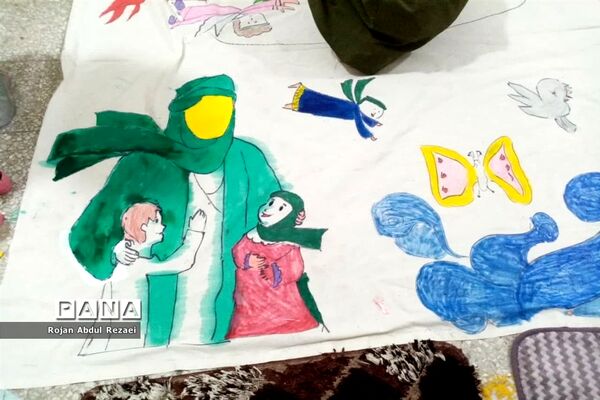 نقاشی همگانی دانش‌آموزان آموزشگاه الله‌اکبر اسلامشهر