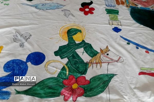 نقاشی همگانی دانش‌آموزان آموزشگاه الله‌اکبر اسلامشهر