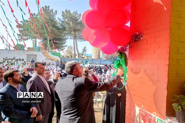 آیین جشن نیکوکاری در مدرسه حاجیه نوری ملارد